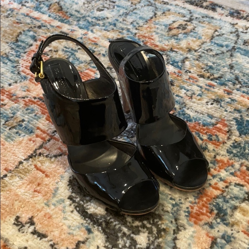 Bcbgmaxazria Patent heels